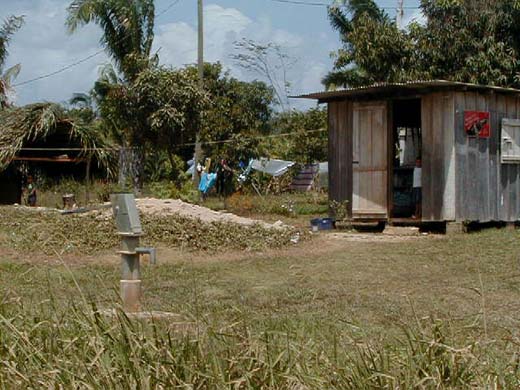 Water well with pump